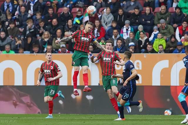 官方：17岁亚马尔获2024年金童奖